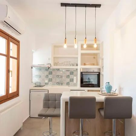 Theodora's * Krotiri